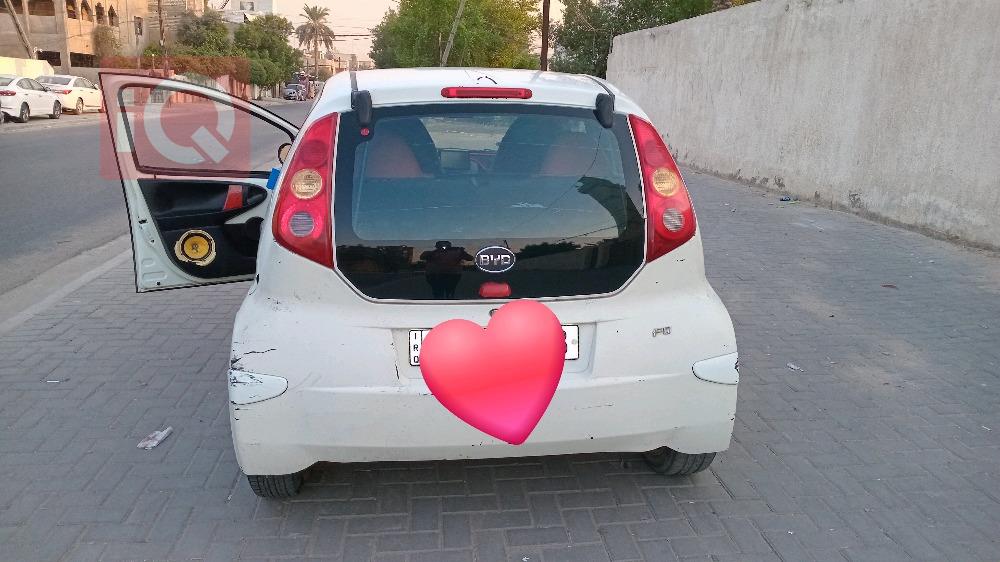 BYD F0